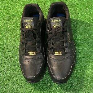 Black reebox shoes